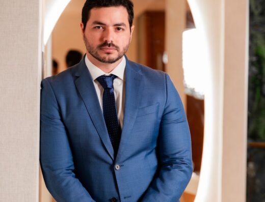 Dr Yago Santana