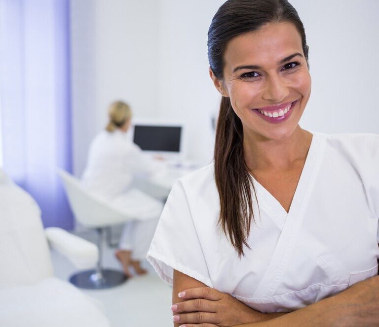 Texto para Propaganda de Clínica de Estética (2026) 10 Ideias de frases de estética e marketing para esteticistas